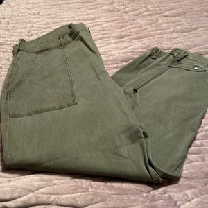 NWT - pants (B-8)